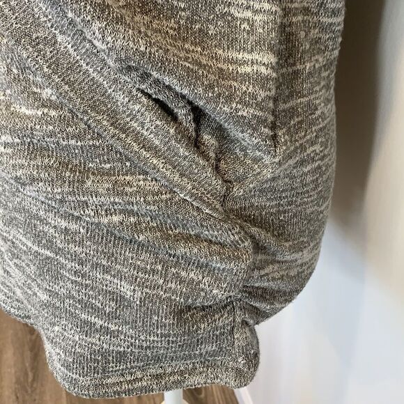 41 Hawthorn Ruche Side Knit Top - Picture 3 of 4